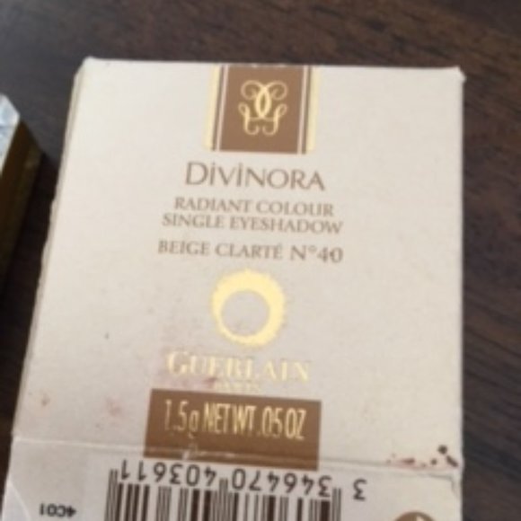 Guerlain Divinora Beige Clarte No 40 Eyeshadow - Picture 5 of 8